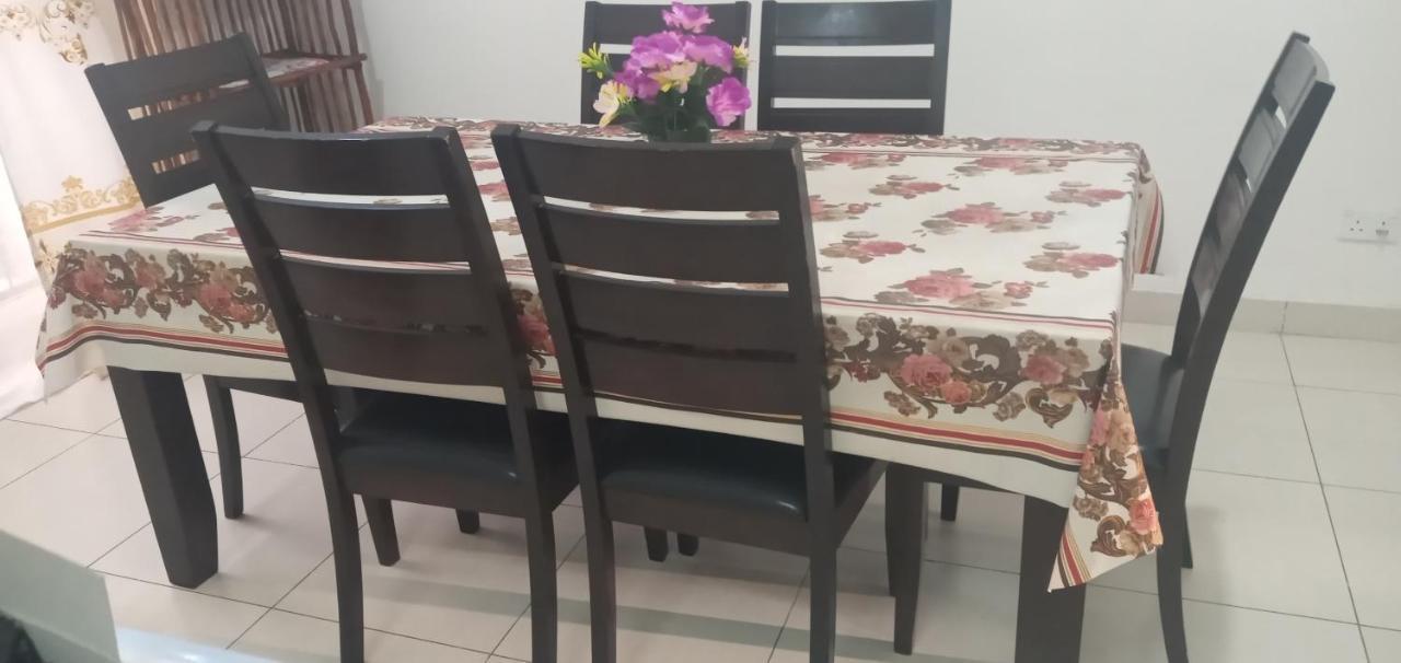 Sebuleni Serviced Homstay - Nyali Beach Msa Mombasa Esterno foto