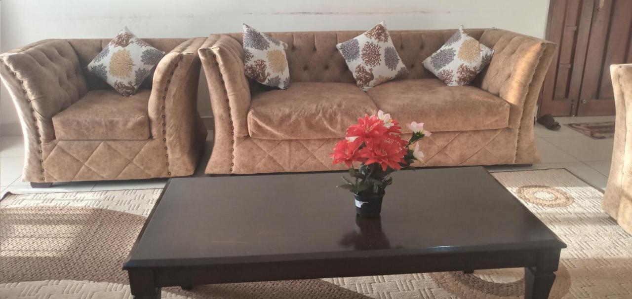 Sebuleni Serviced Homstay - Nyali Beach Msa Mombasa Esterno foto